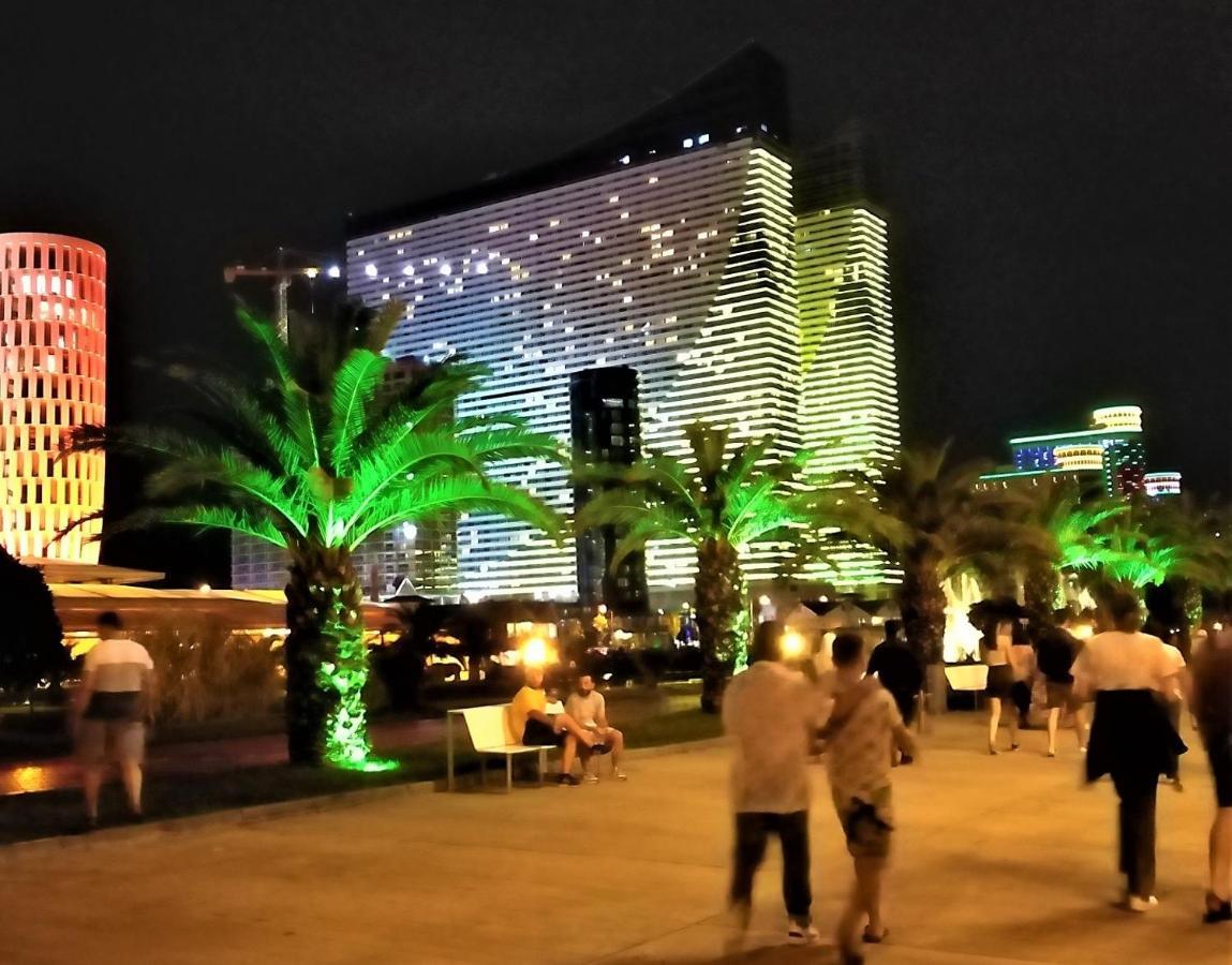 Orbi City Sun Tower 43 Floor บาทูมิ ภายนอก รูปภาพ