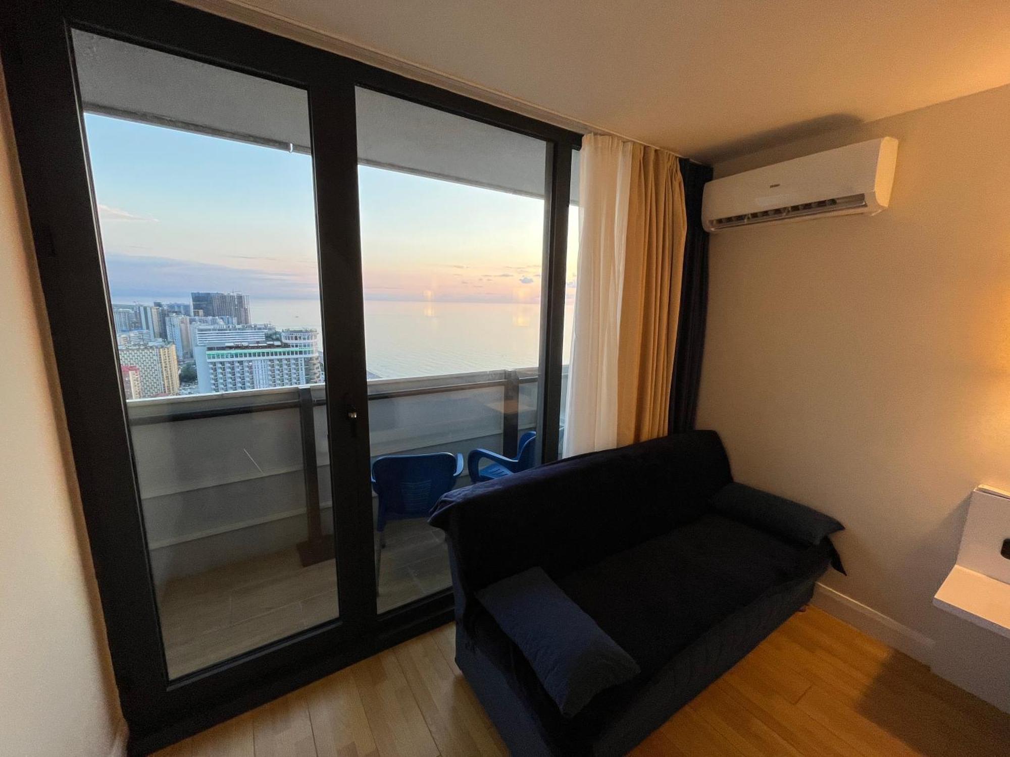 Orbi City Sun Tower 43 Floor บาทูมิ ภายนอก รูปภาพ
