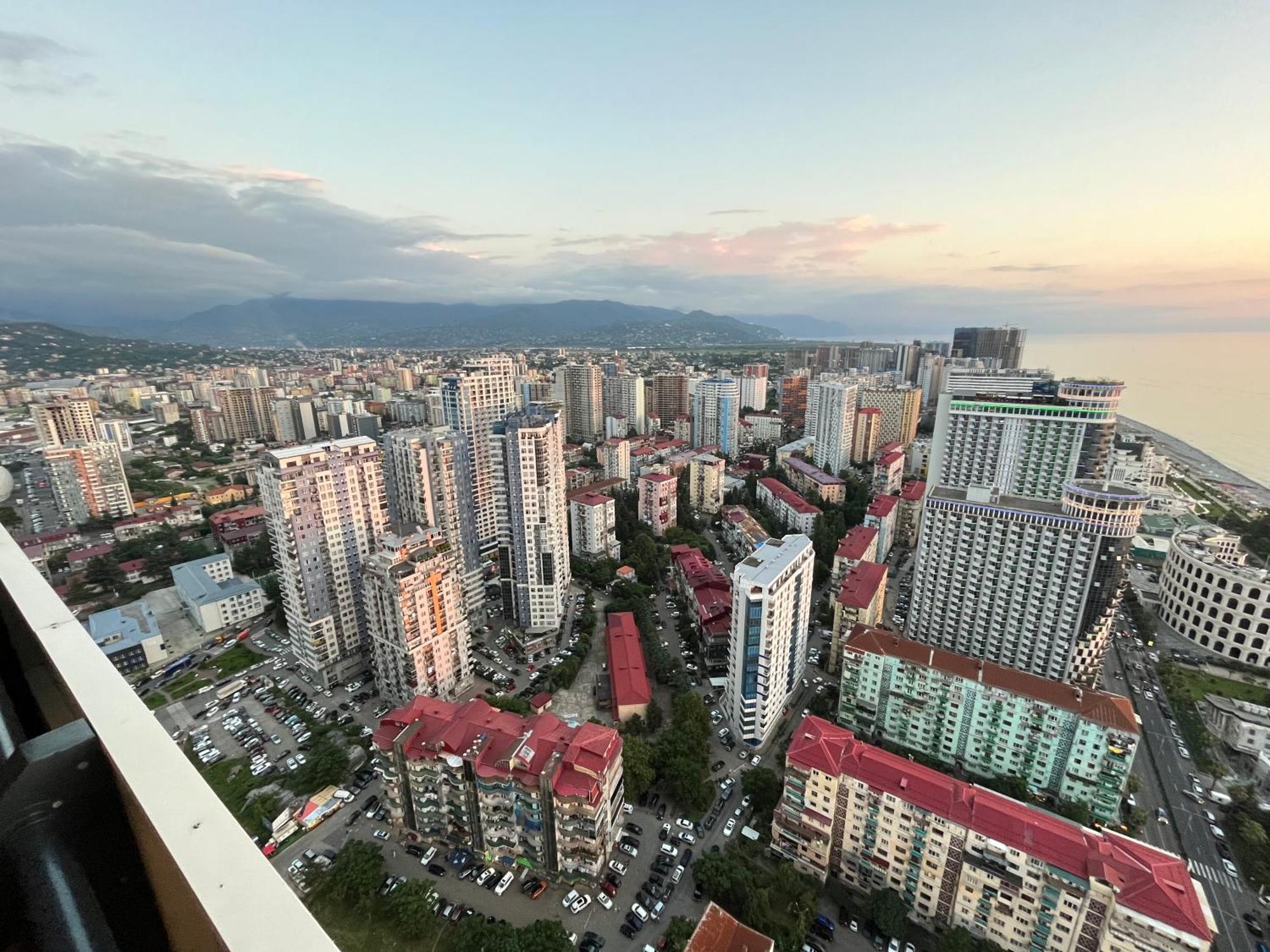 Orbi City Sun Tower 43 Floor บาทูมิ ภายนอก รูปภาพ